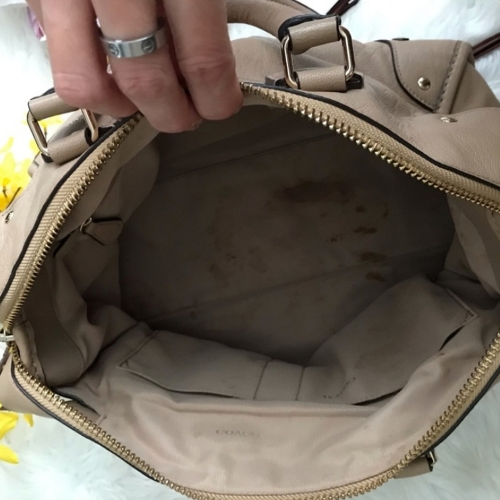 Authentic Coach Rhyder Satchel Purse Bag - Picture 7 of 9